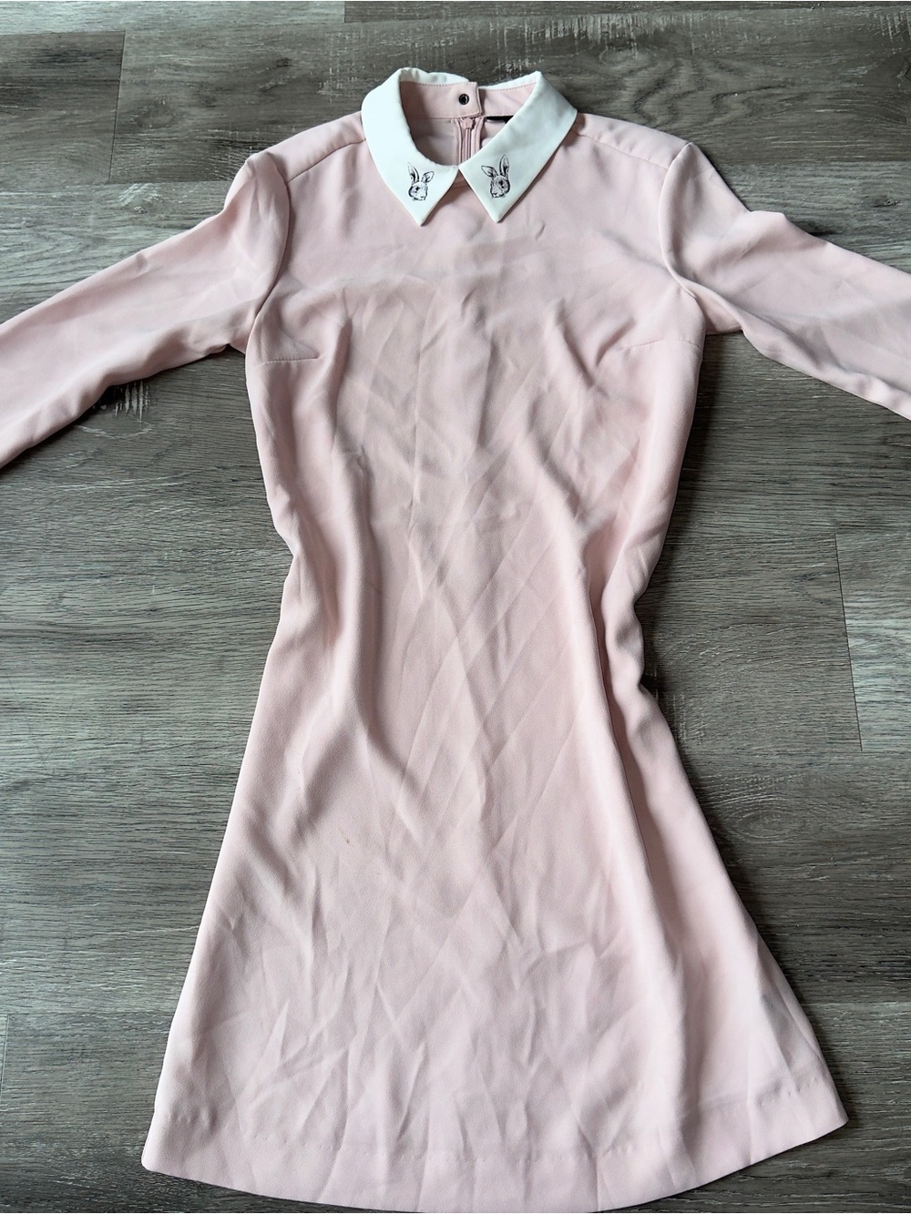 Women’s Pale Pink Long-Sleeve Dress with Contrast Collar